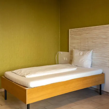 First Lägenhetshotell 3*