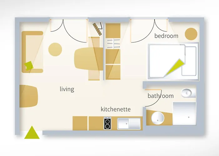 First מלון דירות